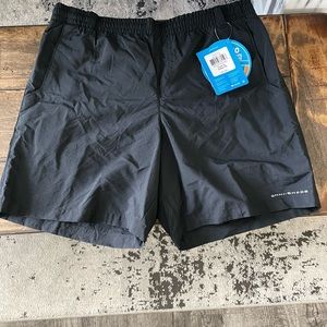 Boys Columbia PFG shorts size XL 4 pairs